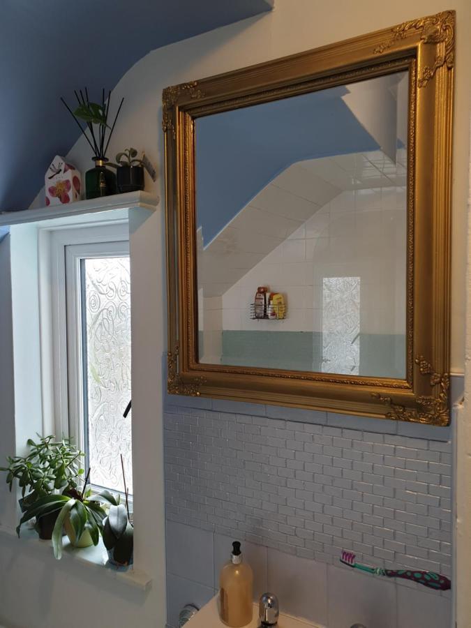 Lotus Pod House Homestay Horsell Eksteriør billede