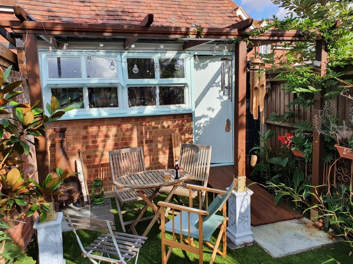 Lotus Pod House Homestay Horsell Eksteriør billede