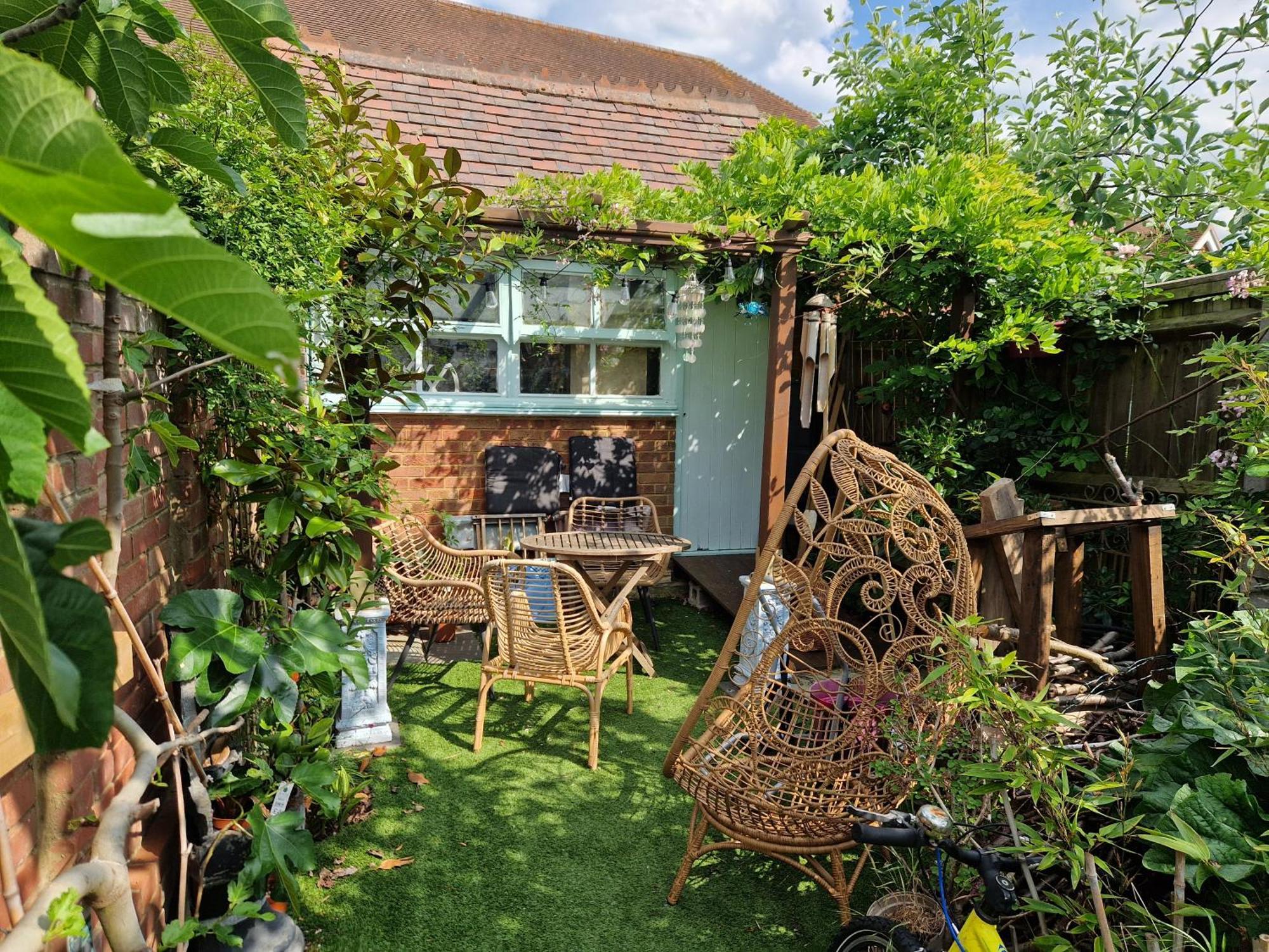 Lotus Pod House Homestay Horsell Eksteriør billede