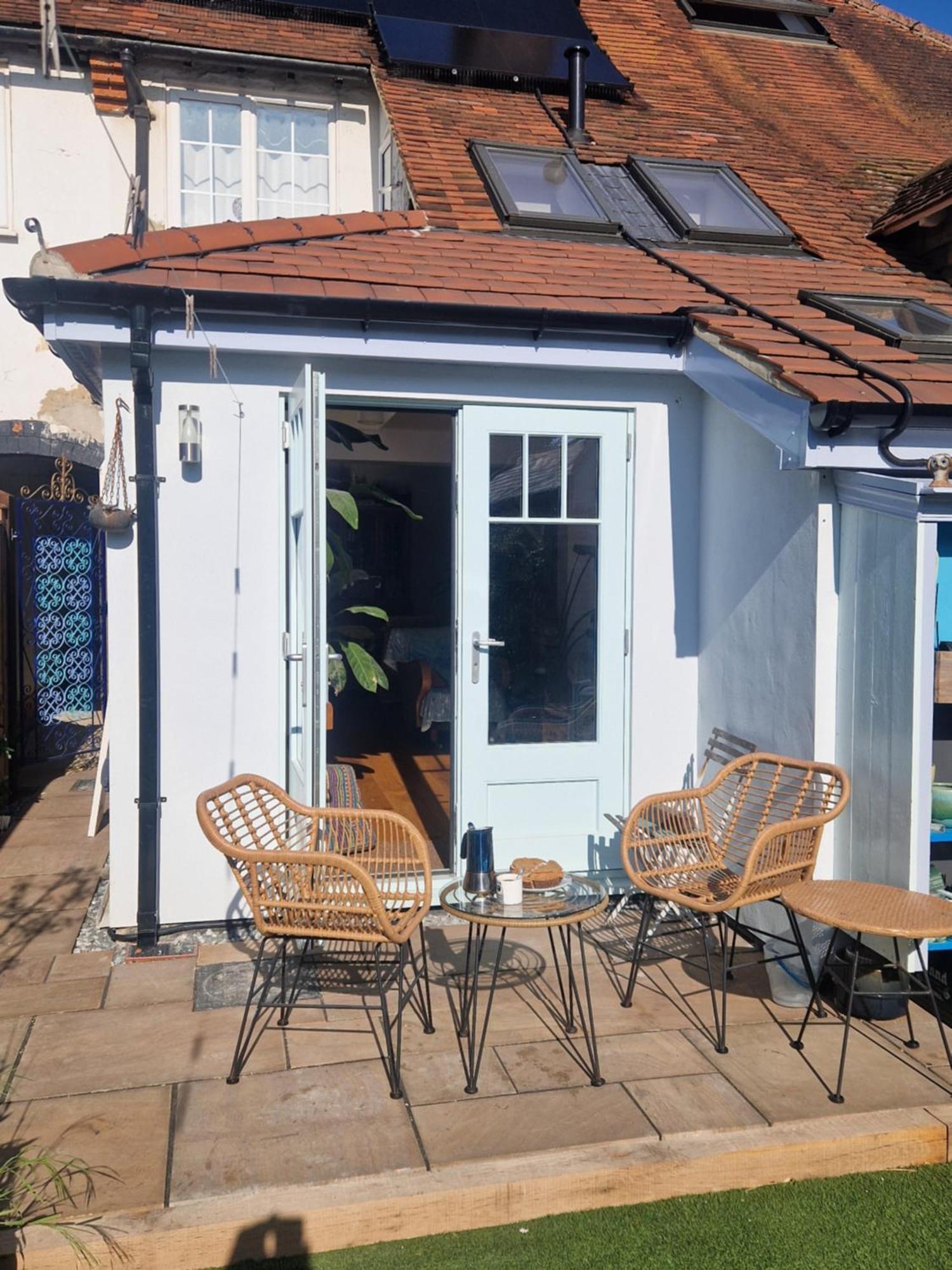 Lotus Pod House Homestay Horsell Eksteriør billede